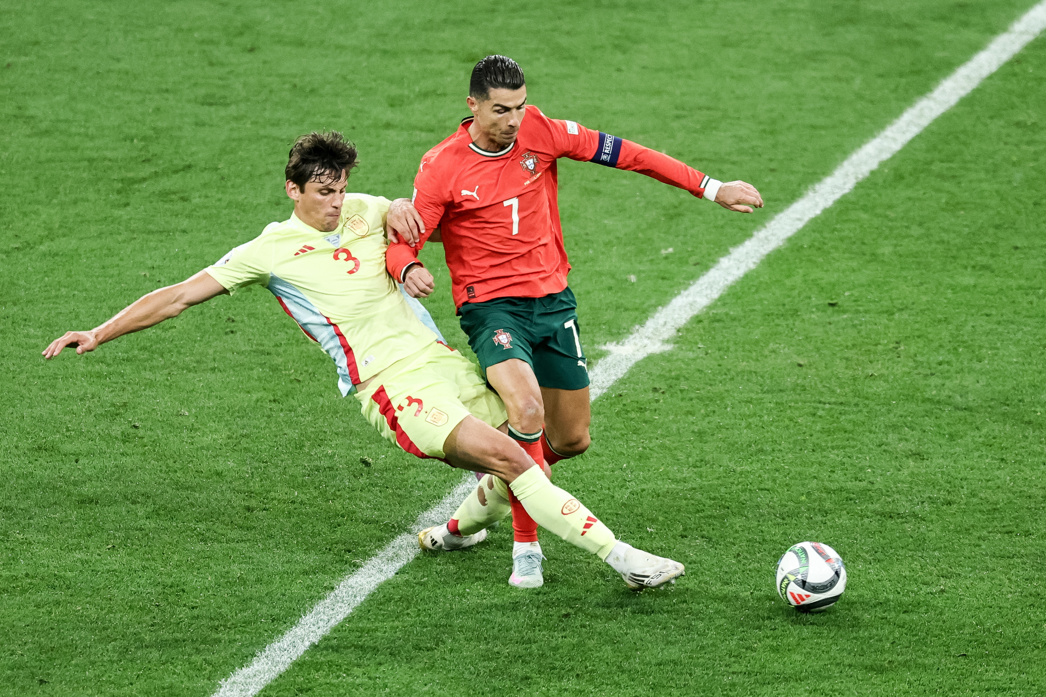 关于葡萄牙迎来比利时挑战，备战重要足球盛事的信息