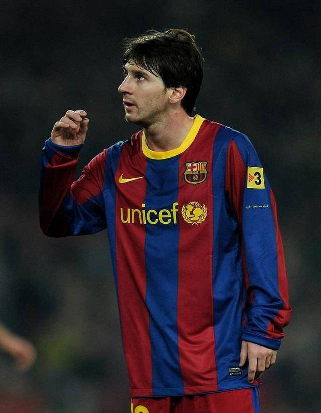 梅西梅开二度，助巴萨击败强敌的简单介绍