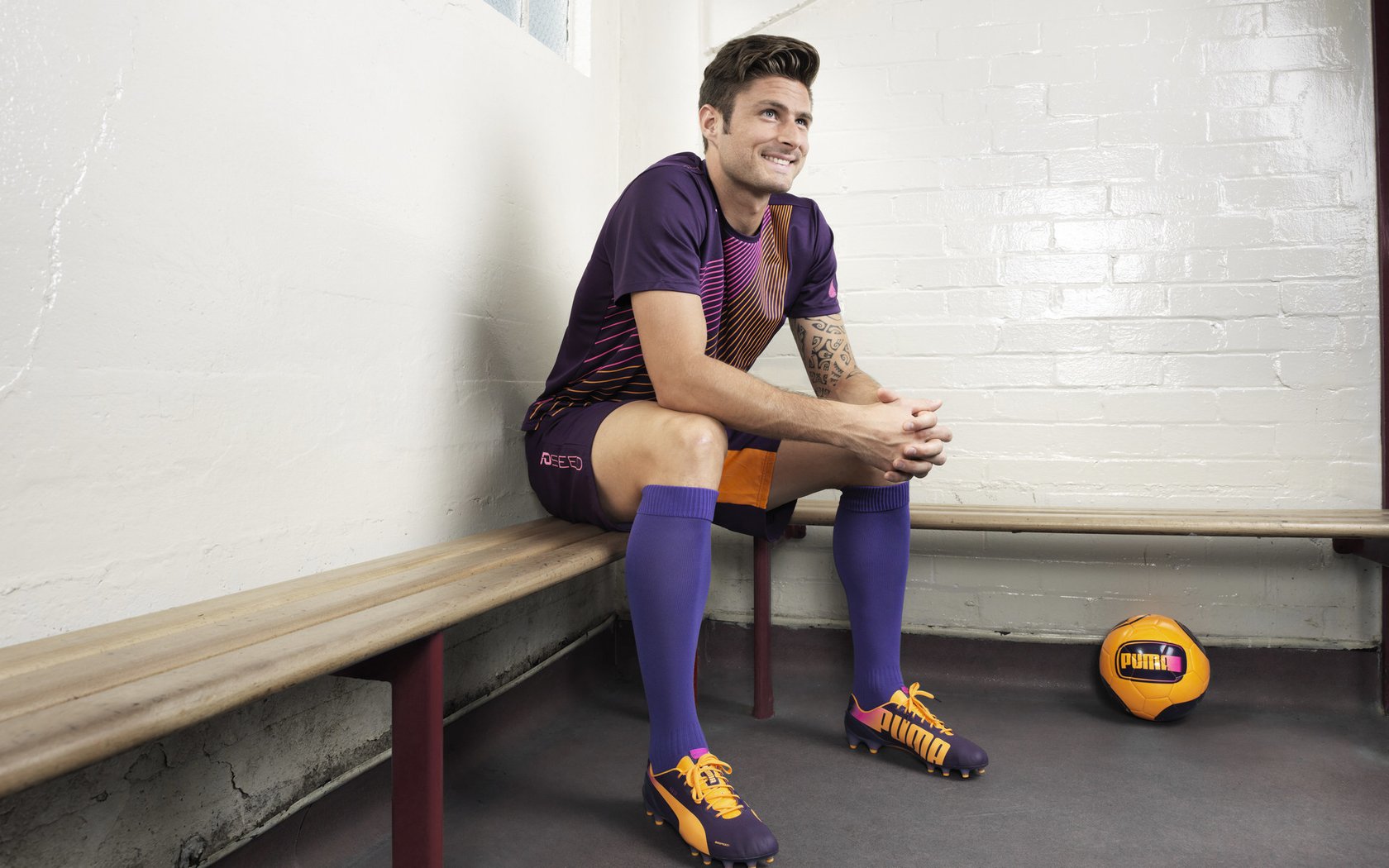 奥利维耶完成里程碑，伊拉克掀翻摩洛哥，足球世界里的唯一性时刻